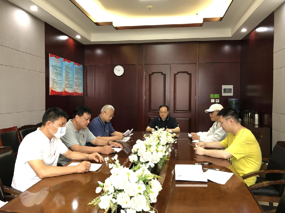 赫喆团支部组织召开“郑州‘7·20’特大暴雨灾害追责问责案件以案促改”专题组织生活会